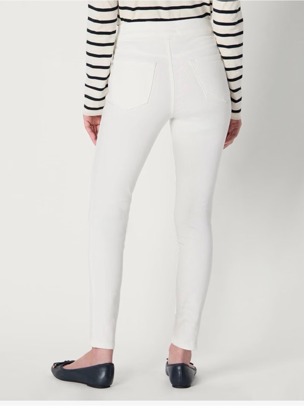 Amazon Essentials White Mid-Rise Pull-On Skinny Jeggings sz 12 short NWT